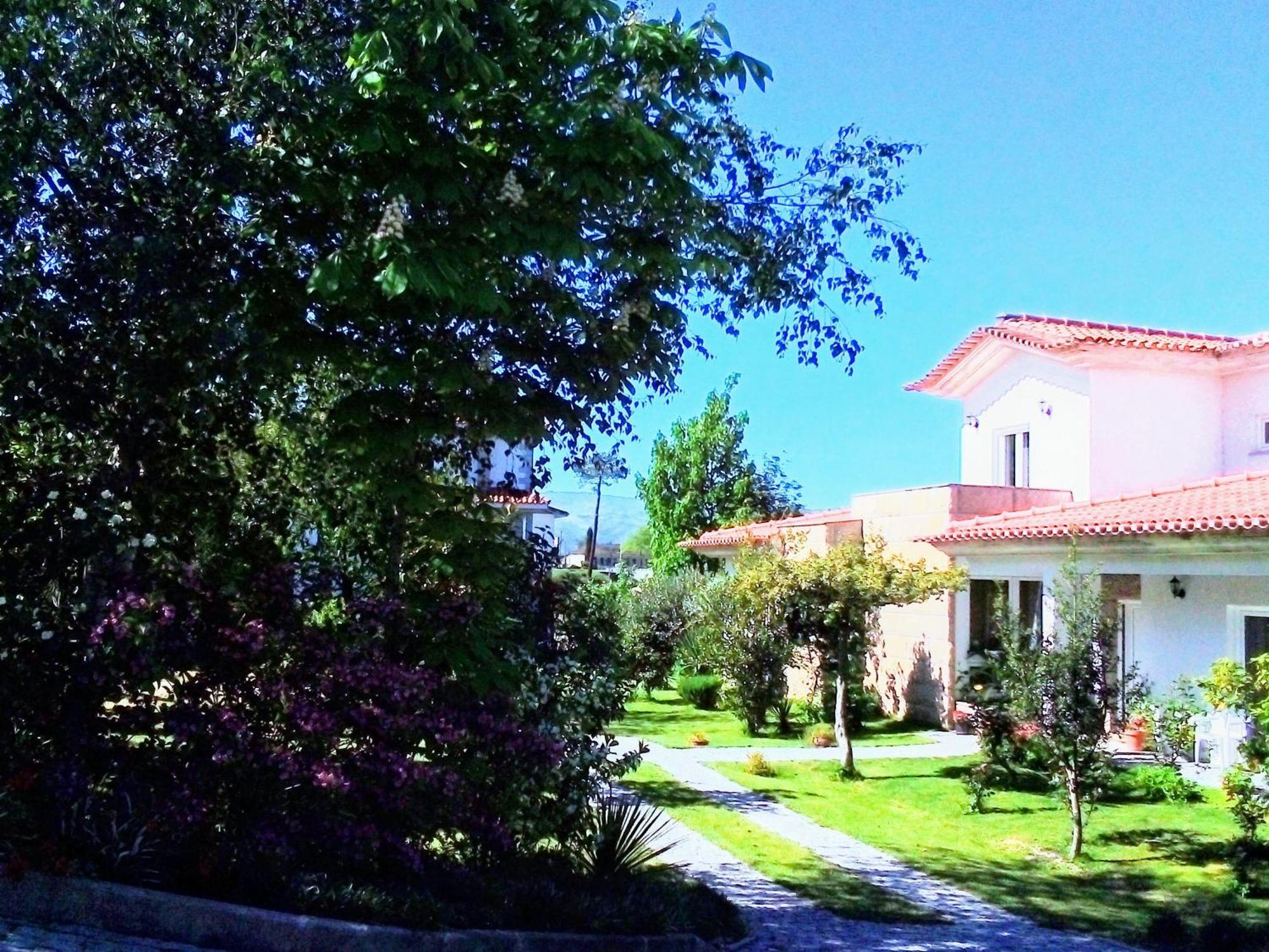Casa Vale Do Rio Ovil Bed & Breakfast Baiao Exterior photo