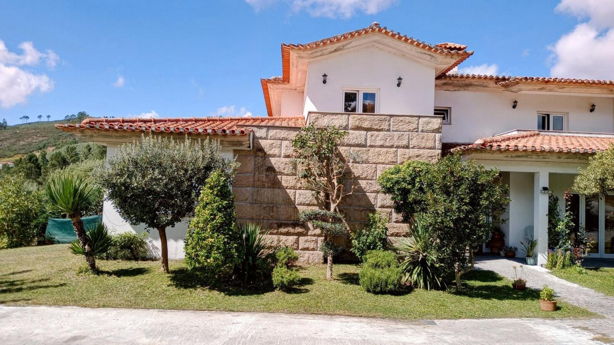 Casa Vale Do Rio Ovil Bed & Breakfast Baiao Exterior photo